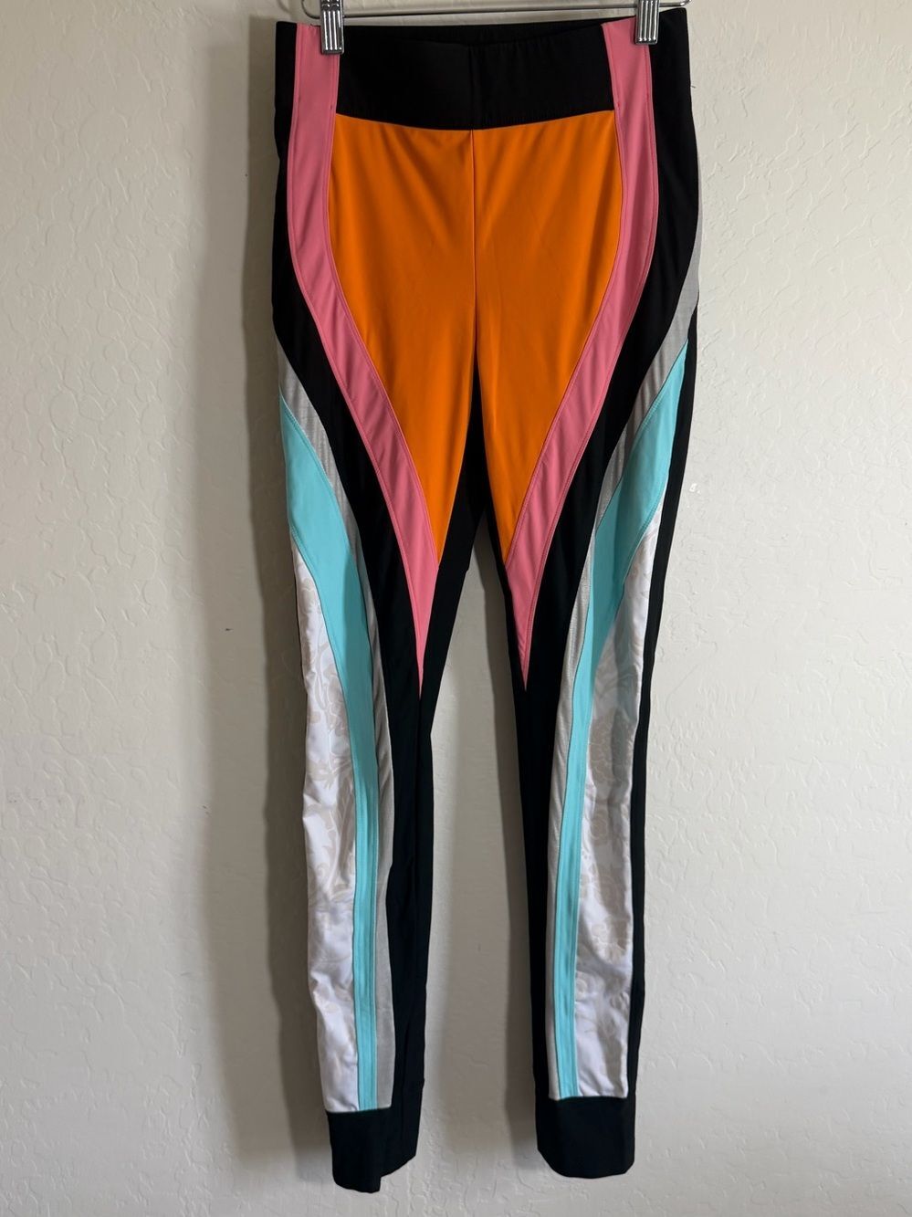 NO KA’OI Colorblock Floral Panel Activewear Leggings - Size 2
